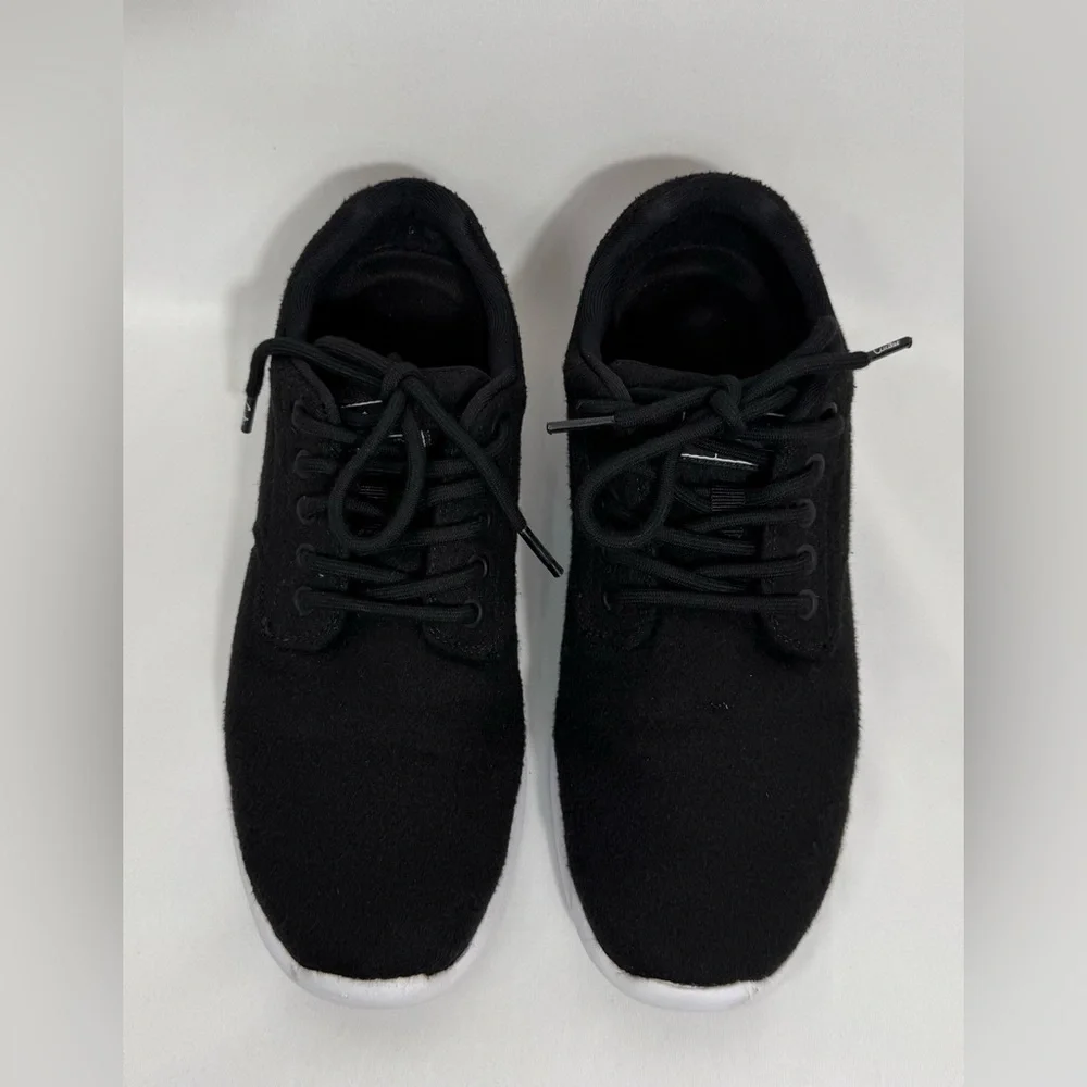 Travis Mathew Cuater The Daily Wool Sneaker Shoes Black White Golf  Mens Sz 8